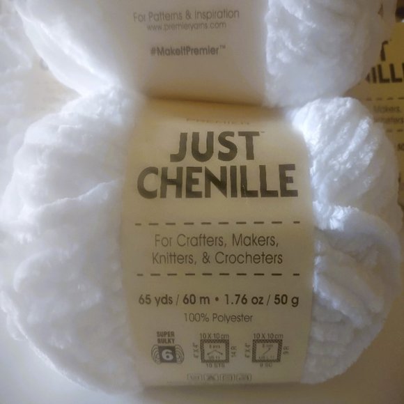 NWT Just Chenille Yarn White Lot of 4 skeins - Picture 2 of 4